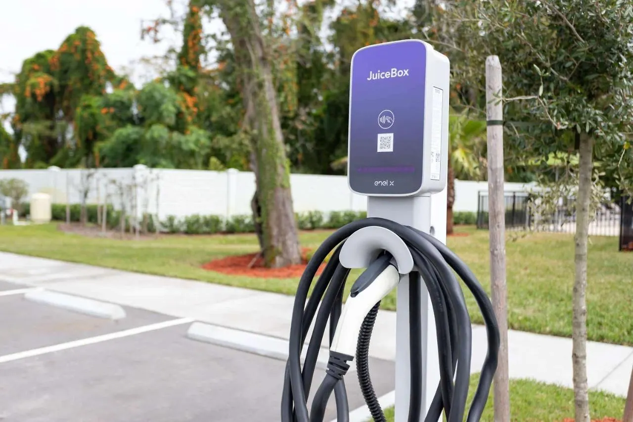 Wyndham Garden Orlando Airport - Free Airport Shuttle Hotel 3*,  United States