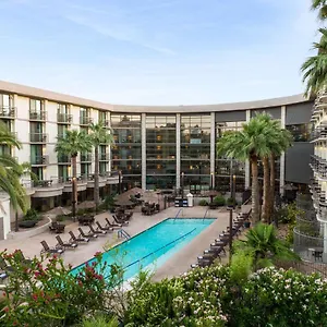 Embassy By Hilton Biltmore Hotel Phoenix
