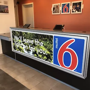 Hotel 6-concord, Ca **